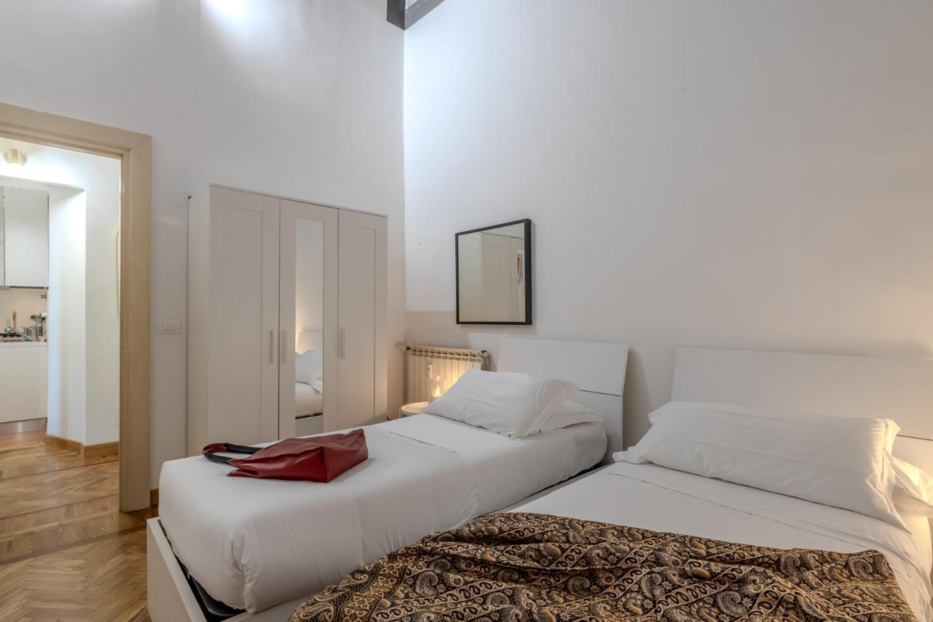 Appartamento Storico In Zona Barberini Roma Exterior foto