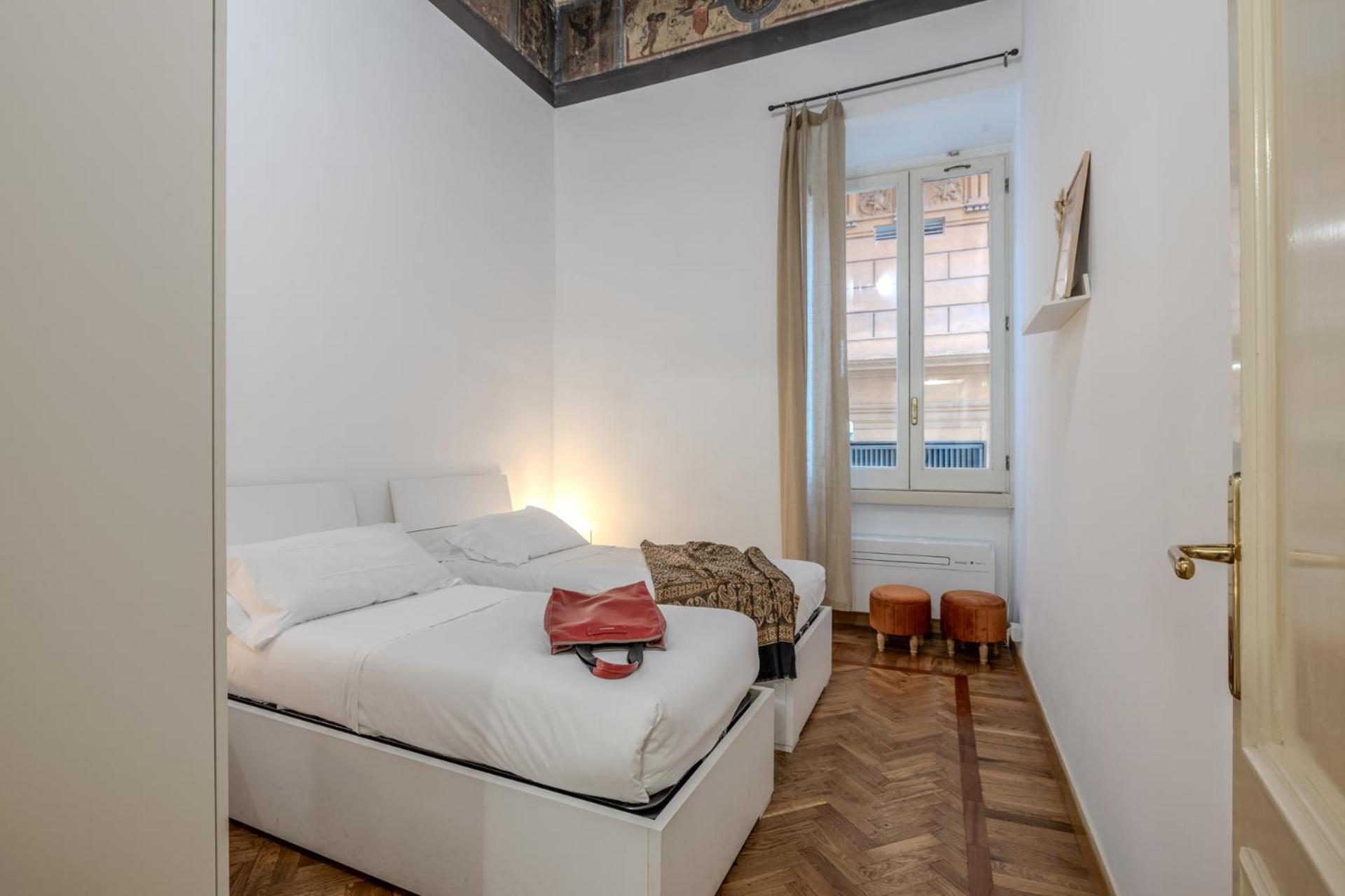 Appartamento Storico In Zona Barberini Roma Exterior foto