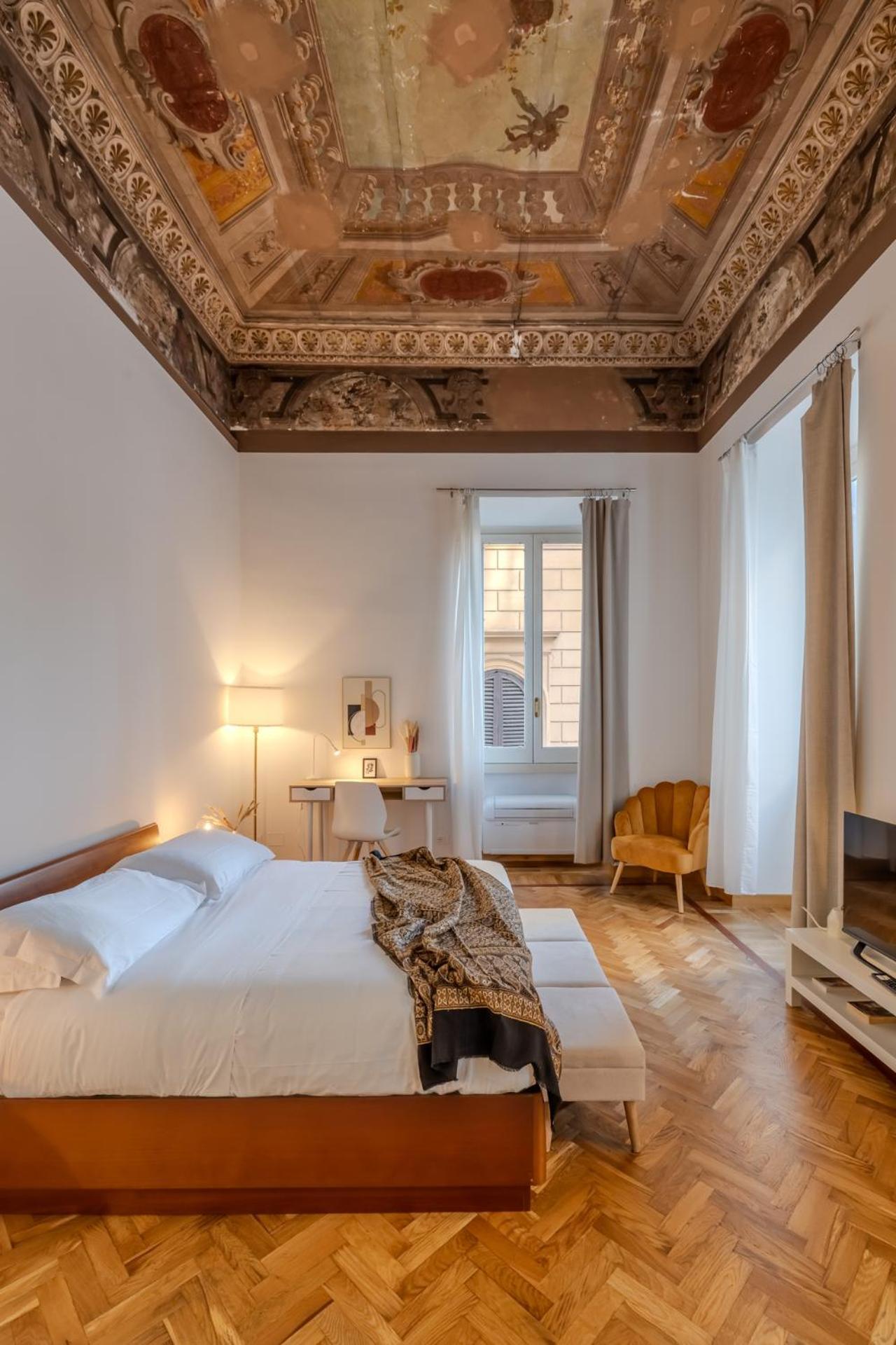 Appartamento Storico In Zona Barberini Roma Exterior foto
